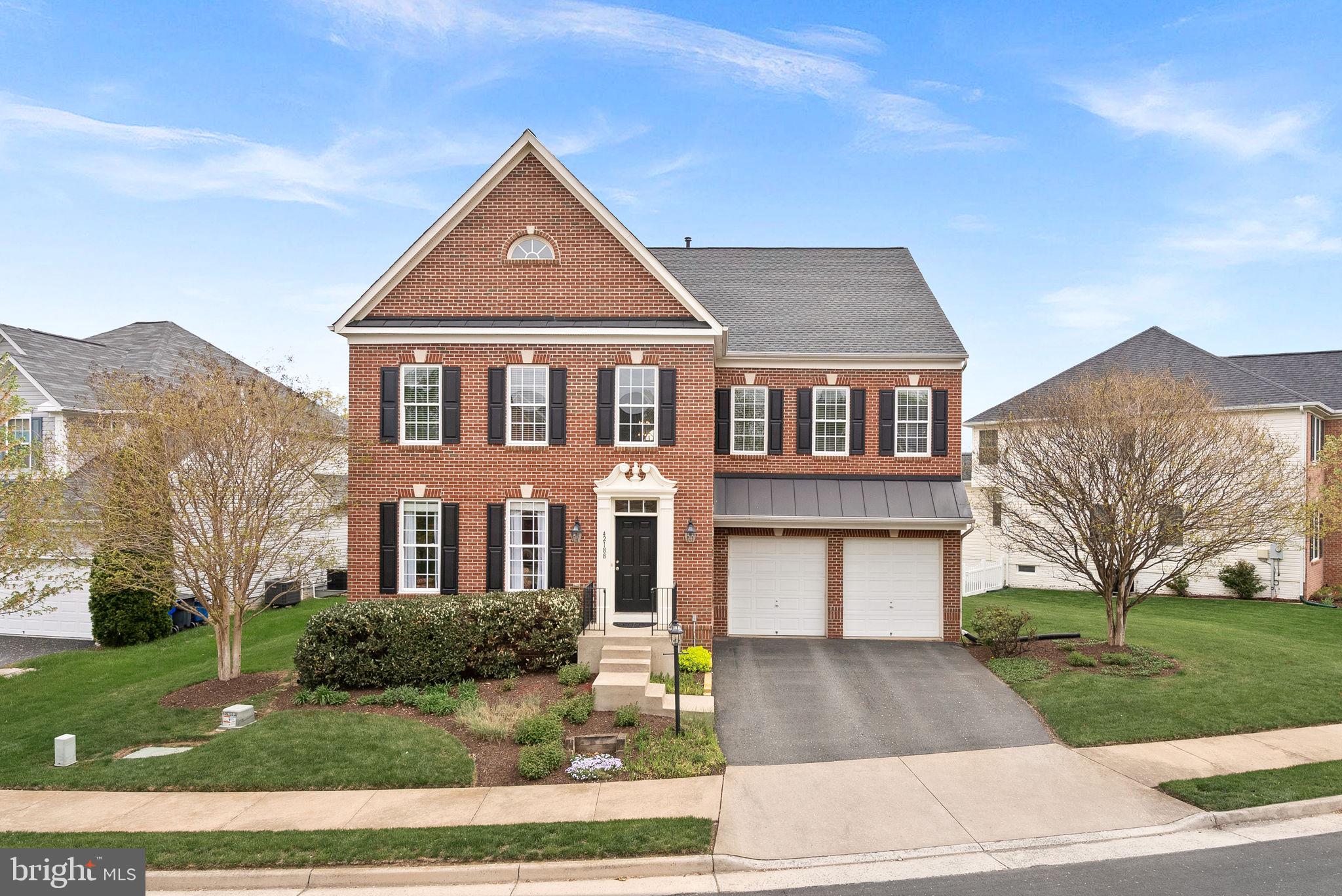 LITTLE RIVER COMMONS - Residential