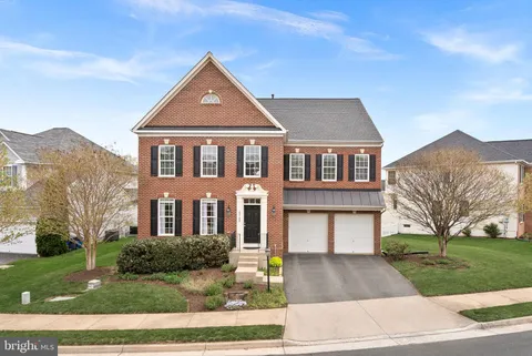42188 St Huberts Place, Chantilly, VA MLS: VALO2094124