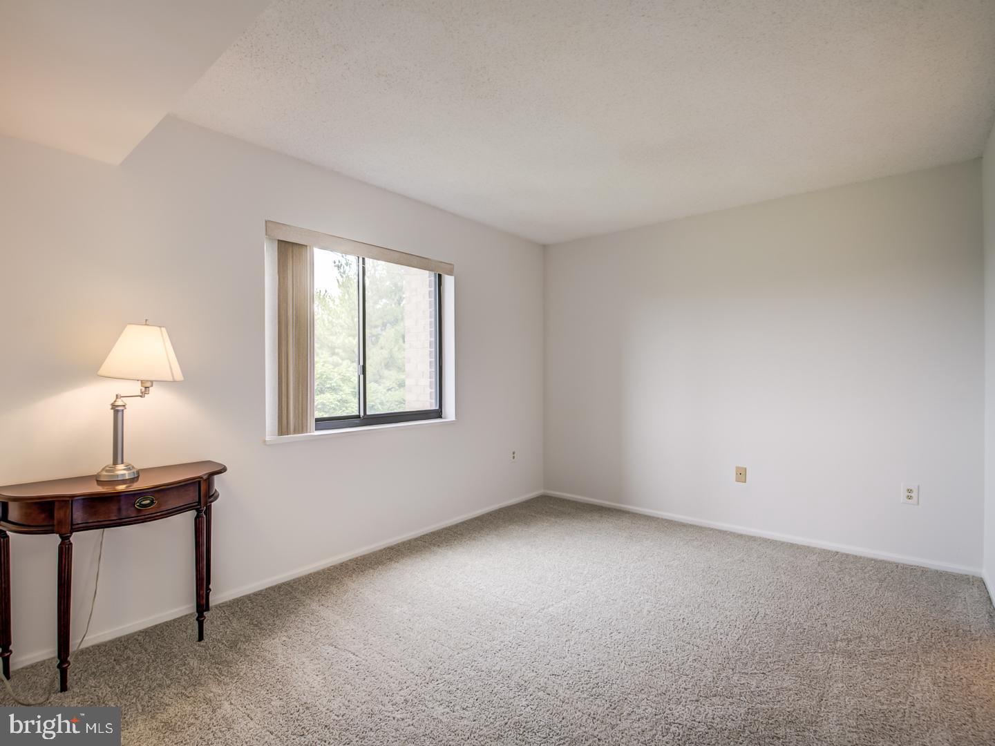 LEISURE WORLD - Residential