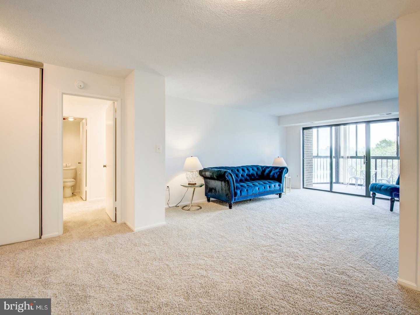 LEISURE WORLD - Residential