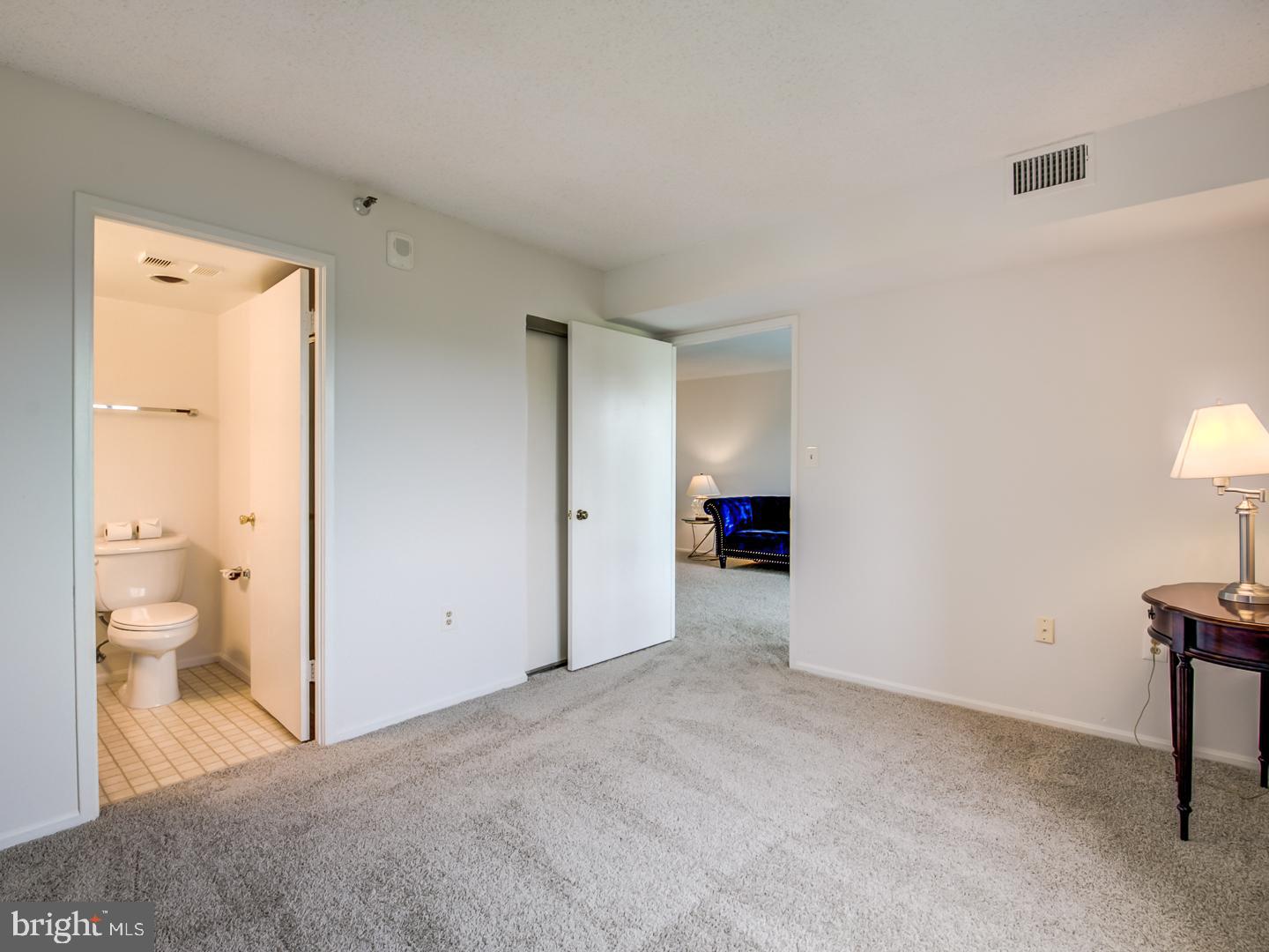 LEISURE WORLD - Residential