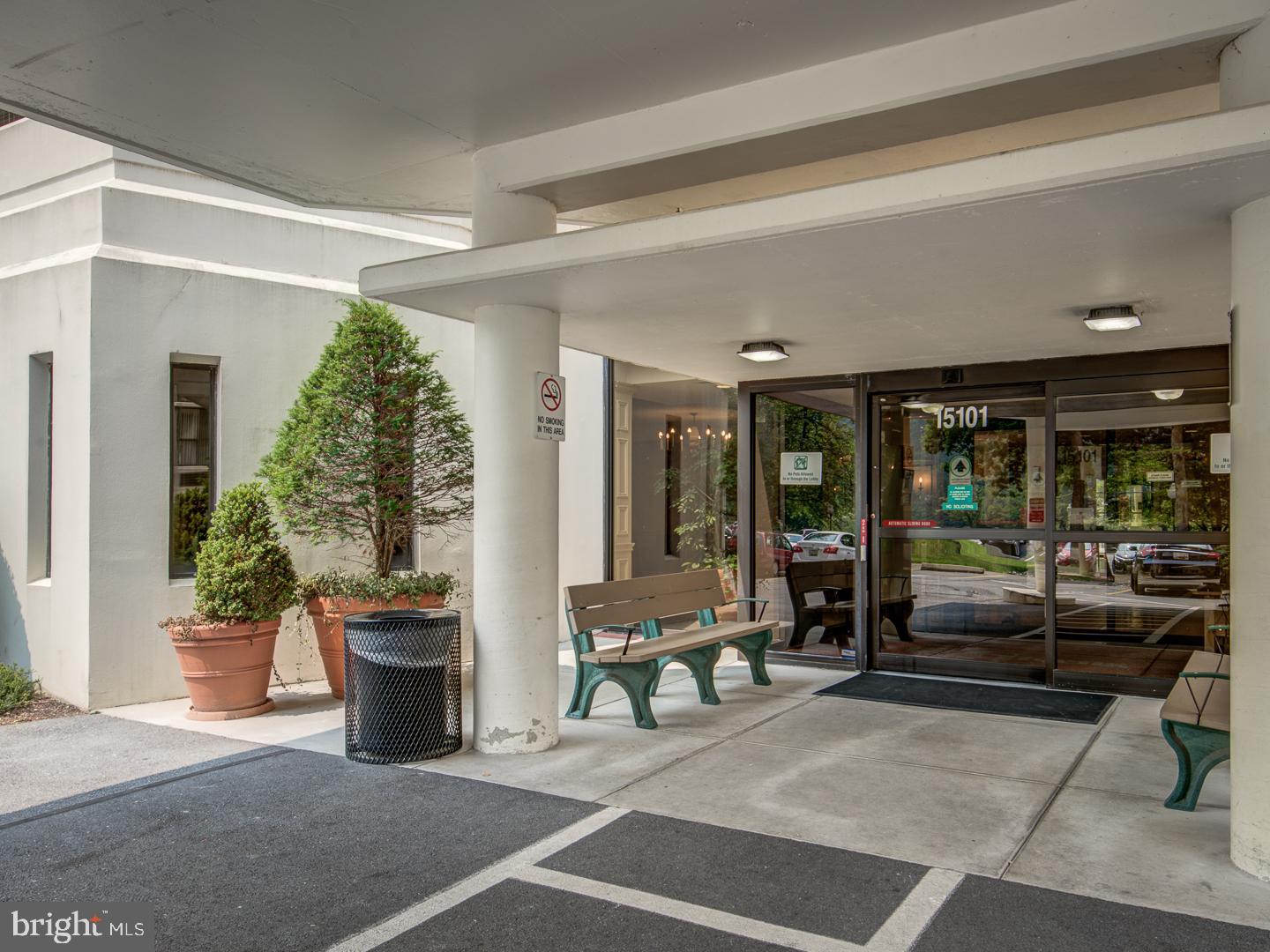 LEISURE WORLD - Residential