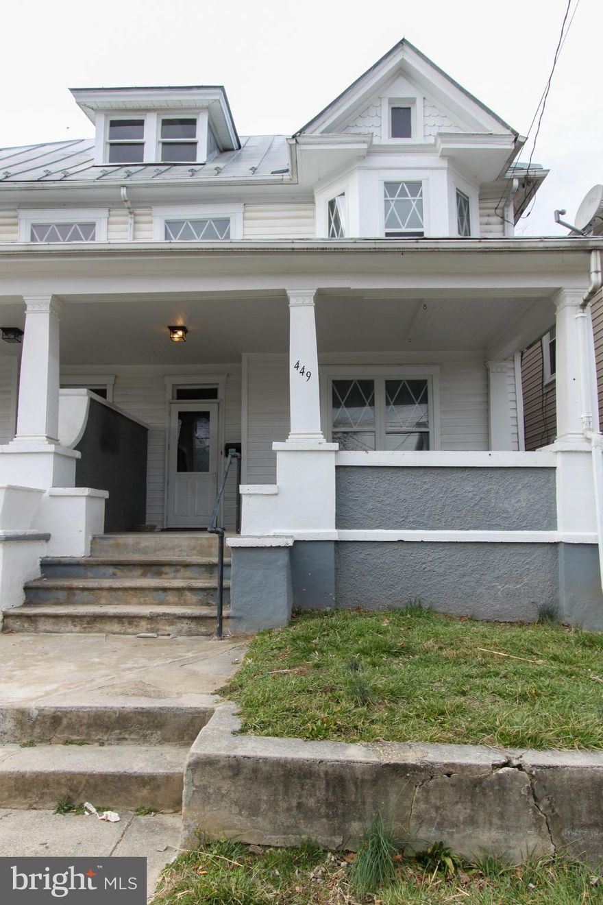 Move in ready duplex located on the corner of Faulkner Ave and W South Street in Martinsburg. This 3 bedroom 1.5 bath colonial is newly renovated. It features a nice front porch, spacious bedrooms; one with a sitting room, and one with a walk out porch, a half bath located right off of the kitchen and breakfast area, a mudroom with washer and dryer hook ups, and a sizeable fenced in backyard. Renters insurance, Filters and Trash are included in the rent.  Pets are case by case basis  Call or email Christine to schedule  a showing.  EHO.  Please complete the Rental Referral Agreement for commission disbursement.