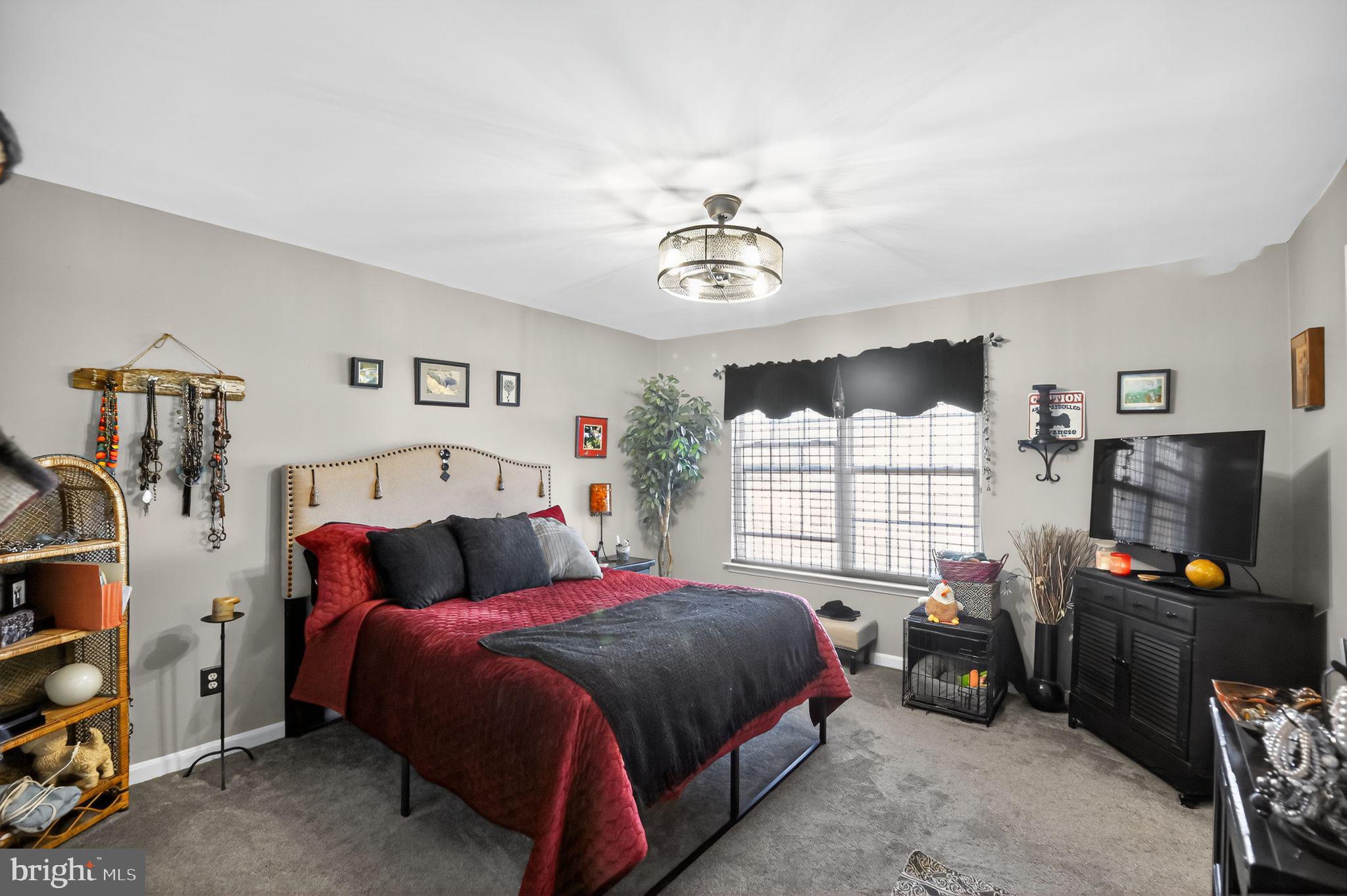 LAKECREST - Residential