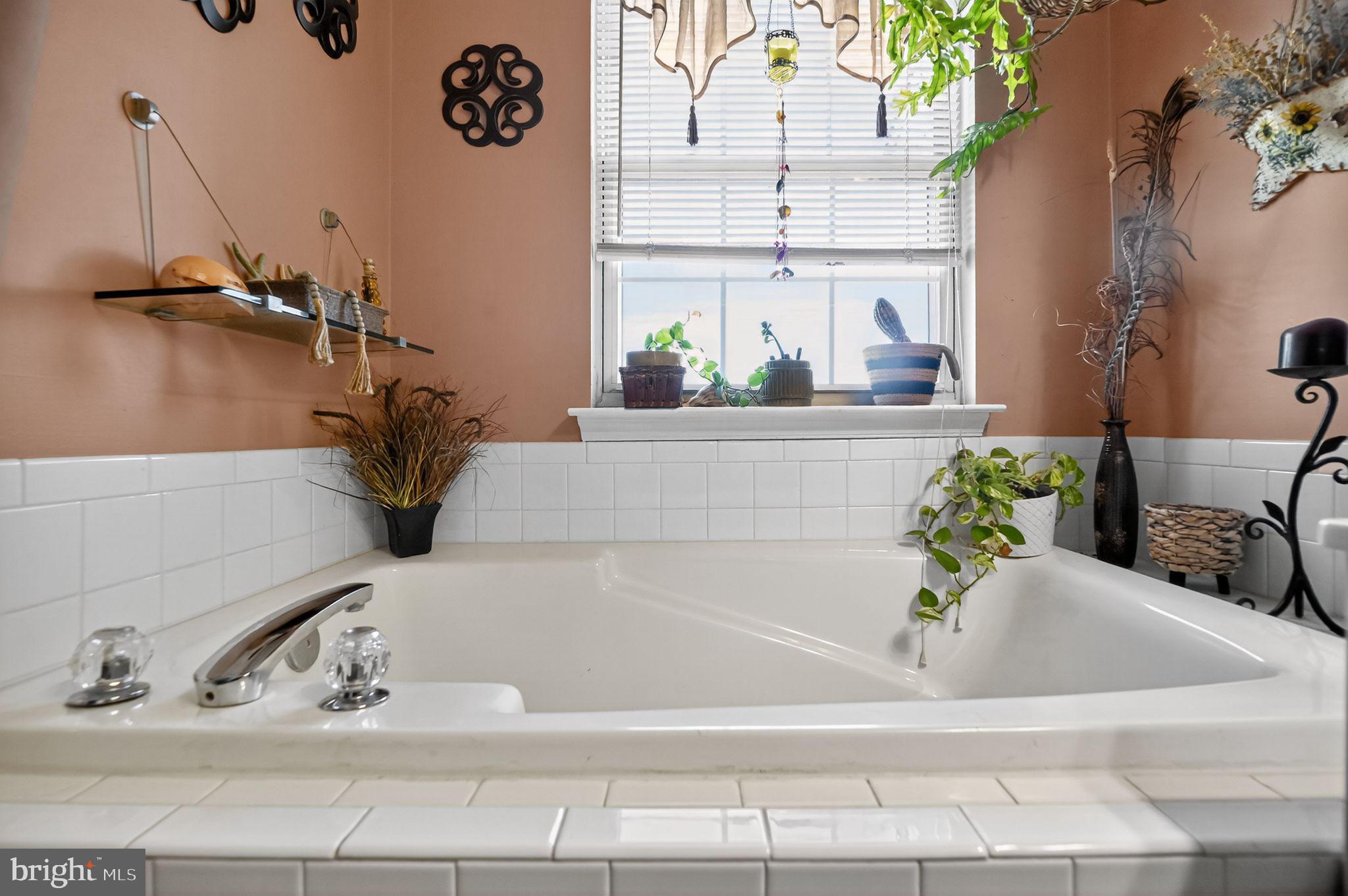 LAKECREST - Residential