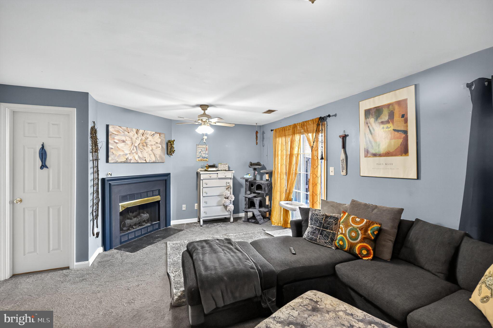 LAKECREST - Residential