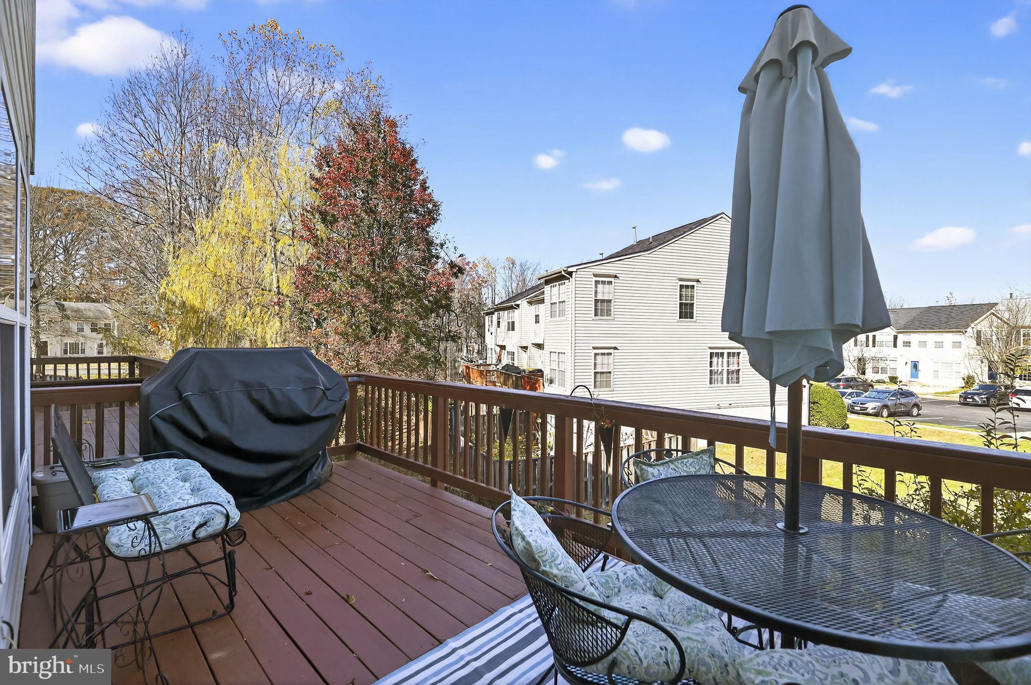 LAKECREST - Residential