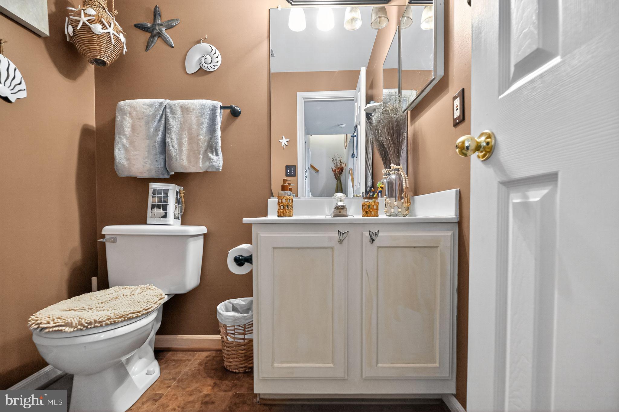 LAKECREST - Residential