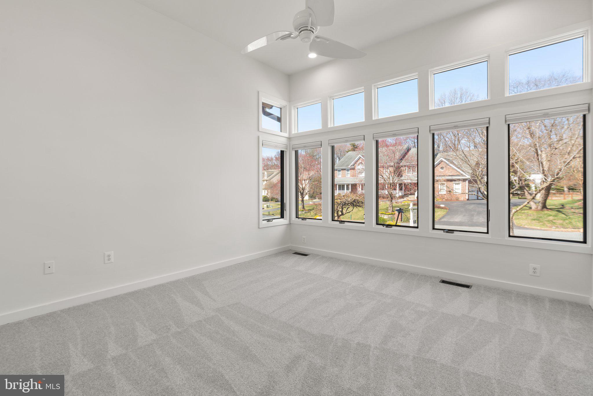 LAKEWOOD ESTATES - Residential