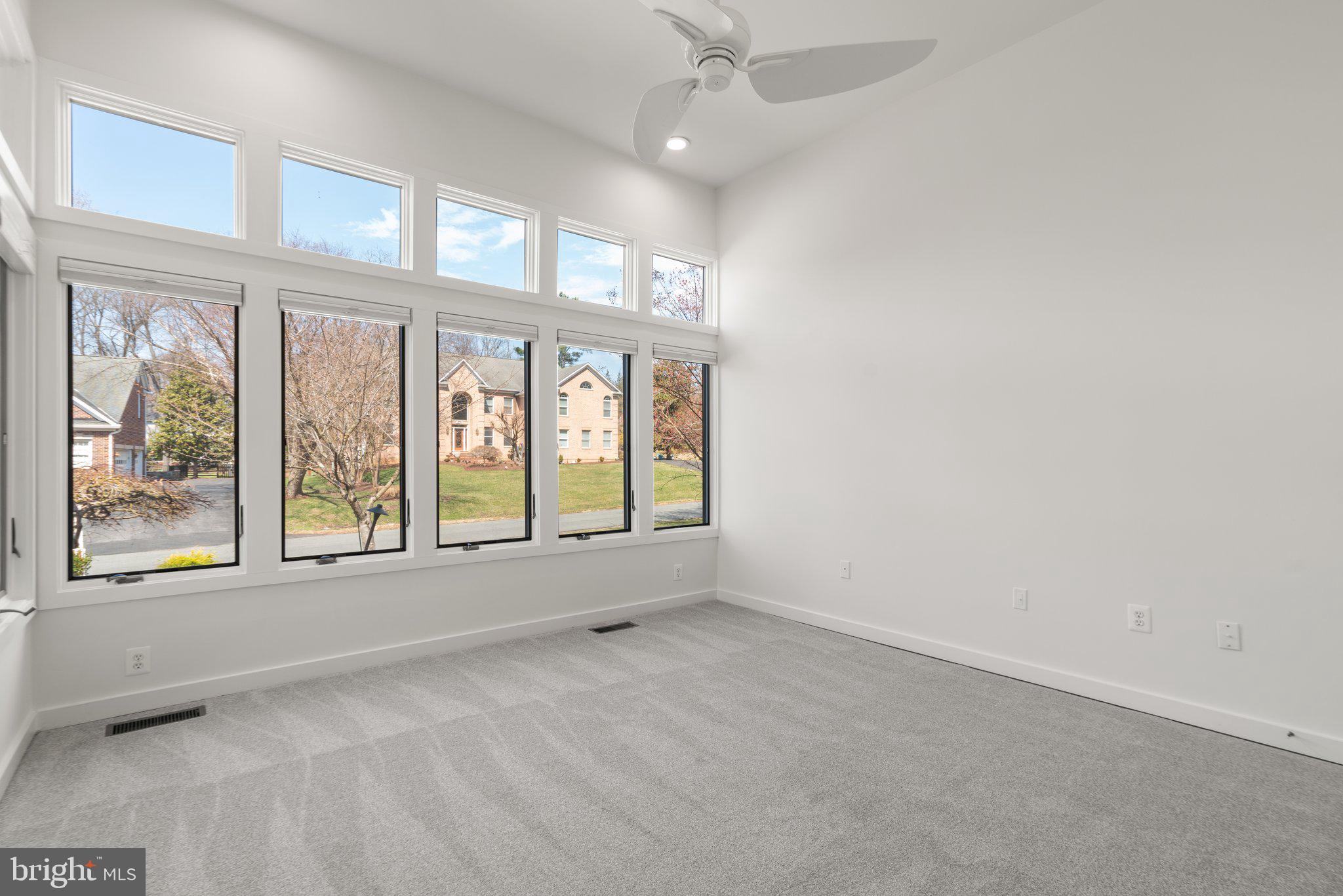 LAKEWOOD ESTATES - Residential