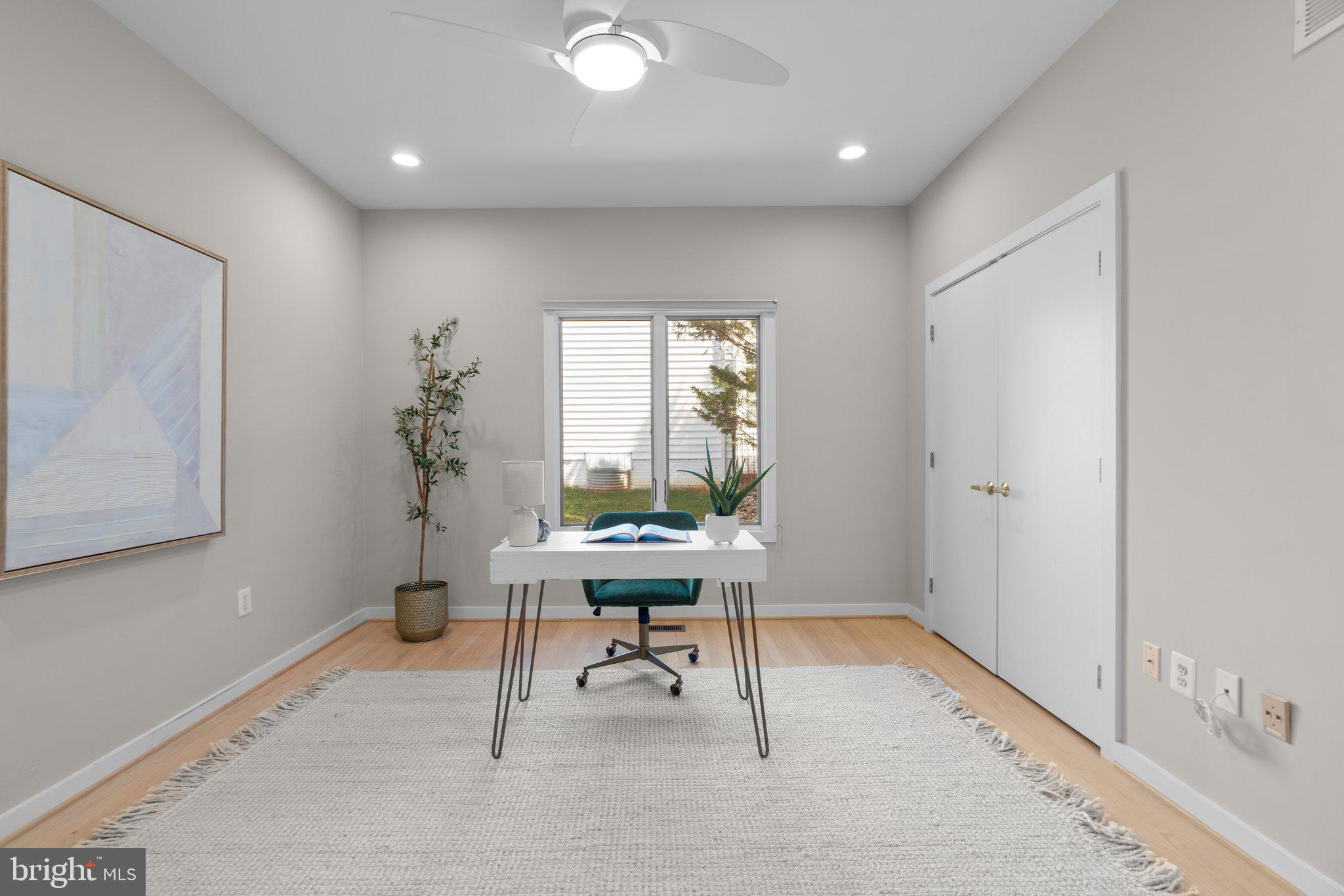 LAKEWOOD ESTATES - Residential