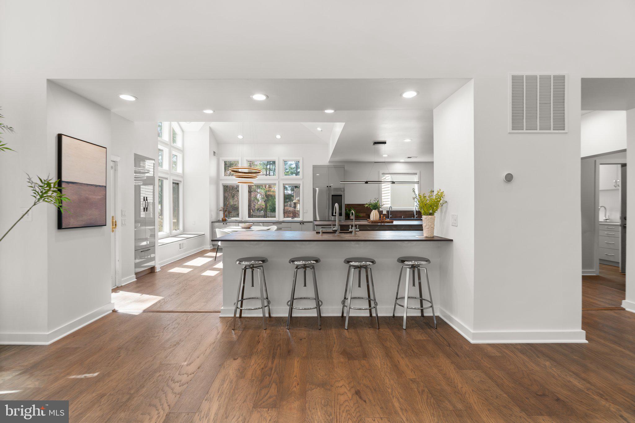 LAKEWOOD ESTATES - Residential