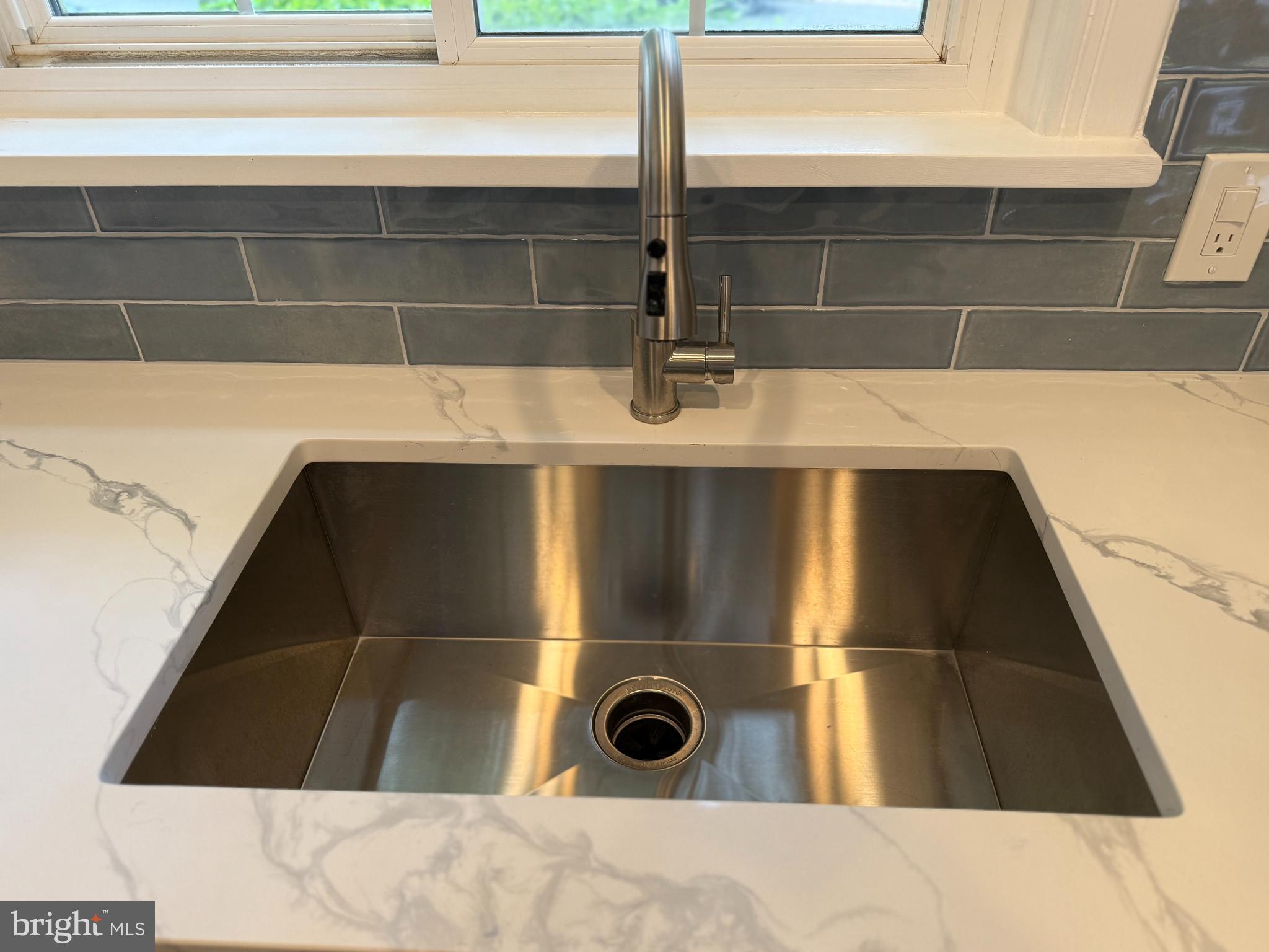 PARKFAIRFAX - Residential Lease