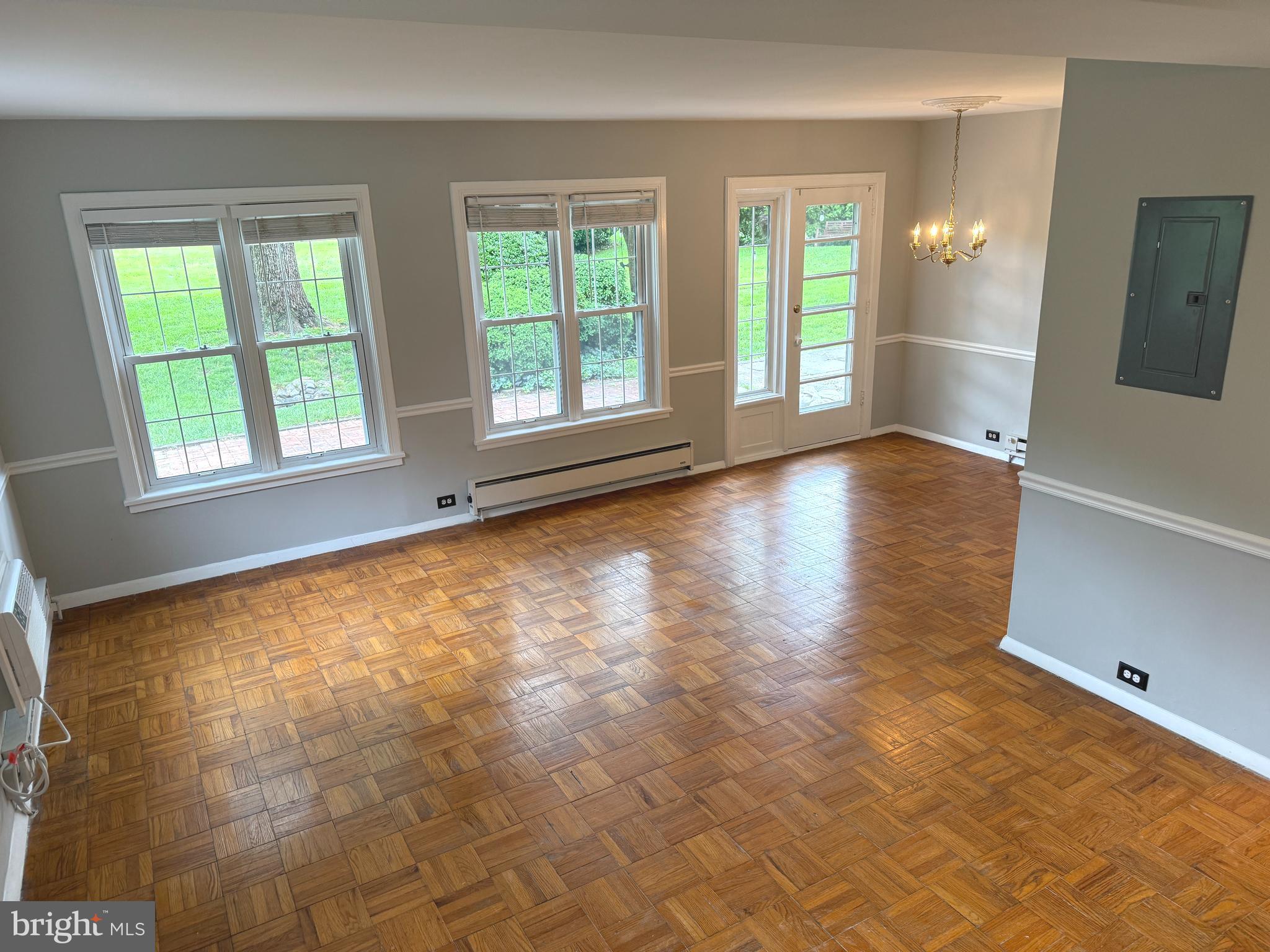 PARKFAIRFAX - Residential Lease