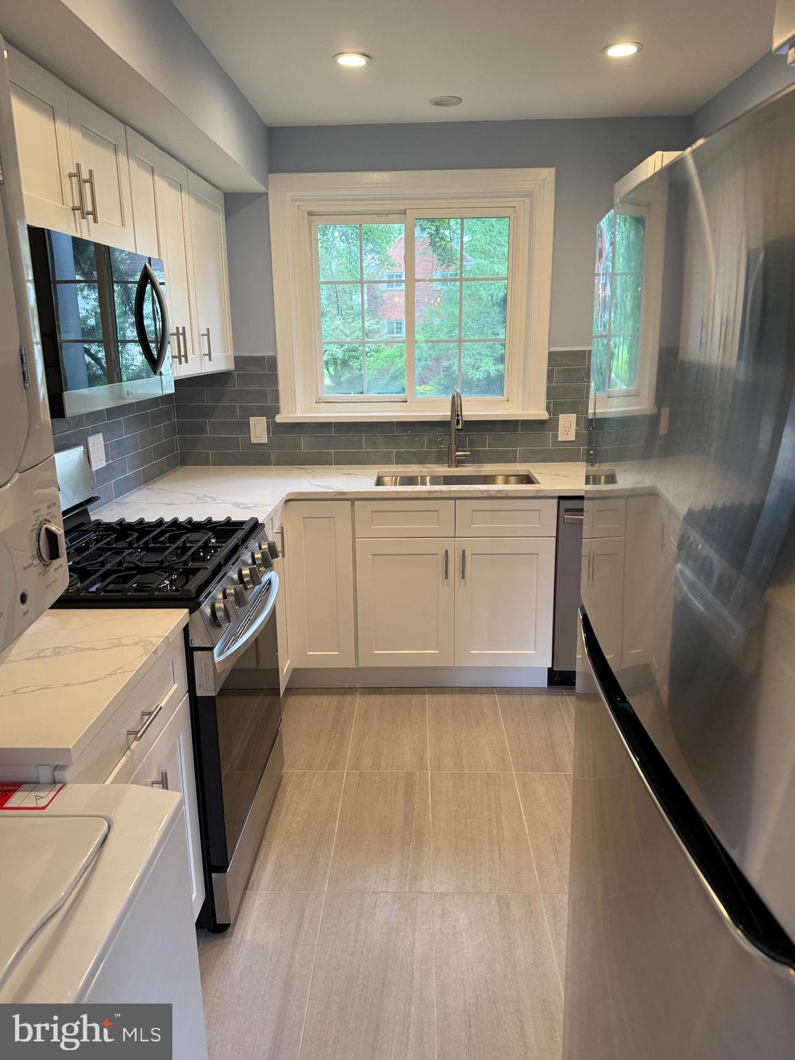 PARKFAIRFAX - Residential Lease