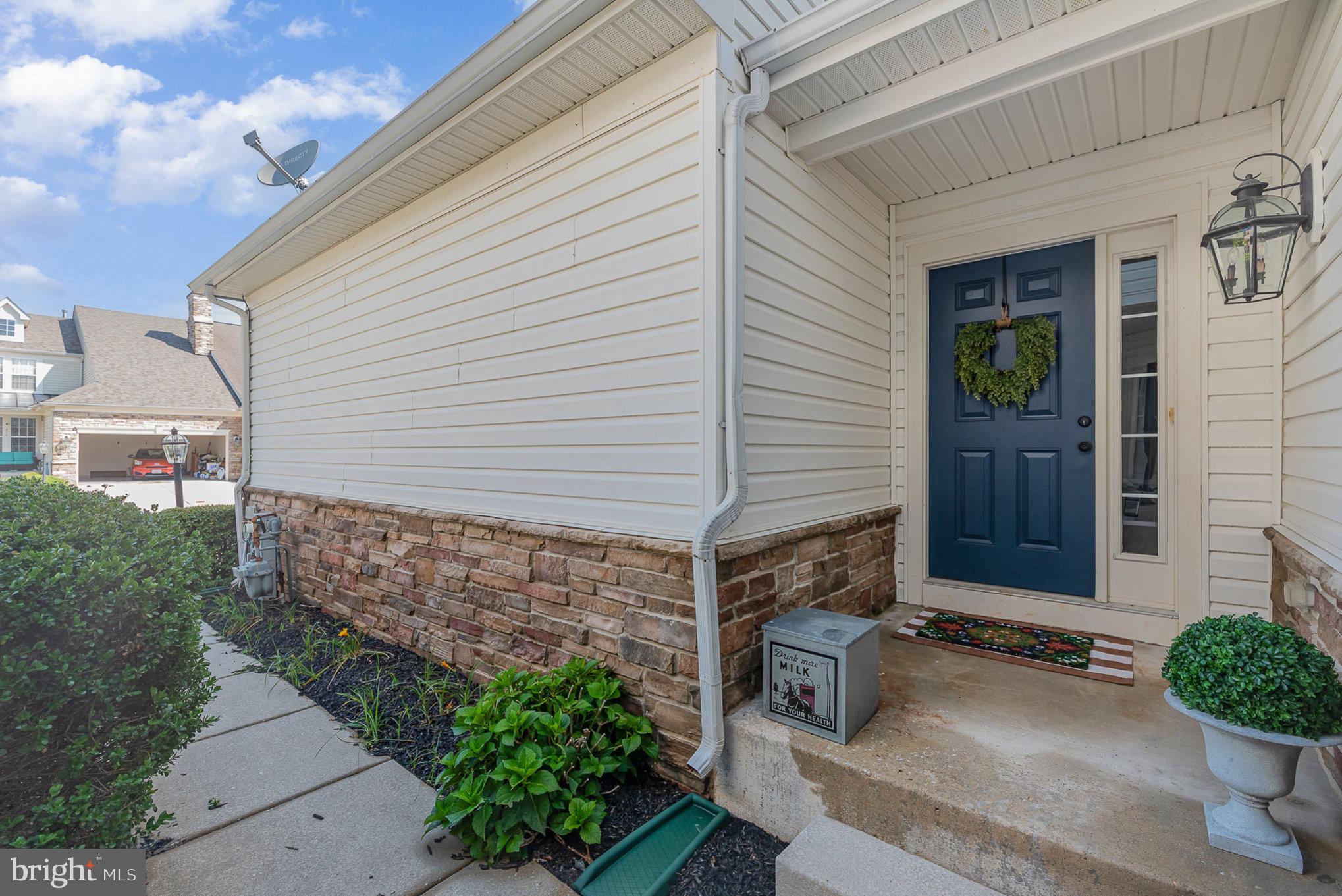 417 AZRA COURT