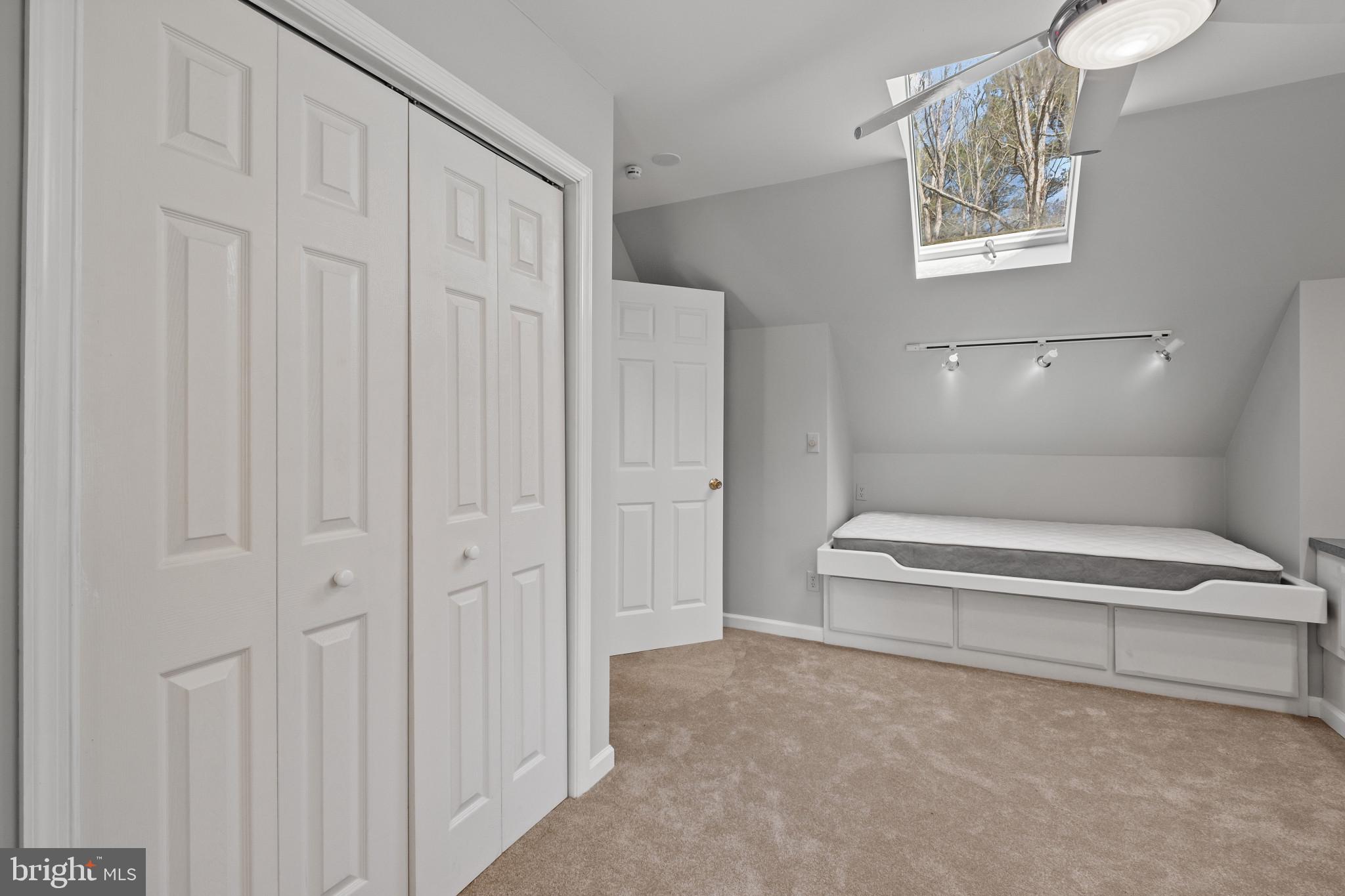 COULBOURNE MILL VILLAGE - Residential