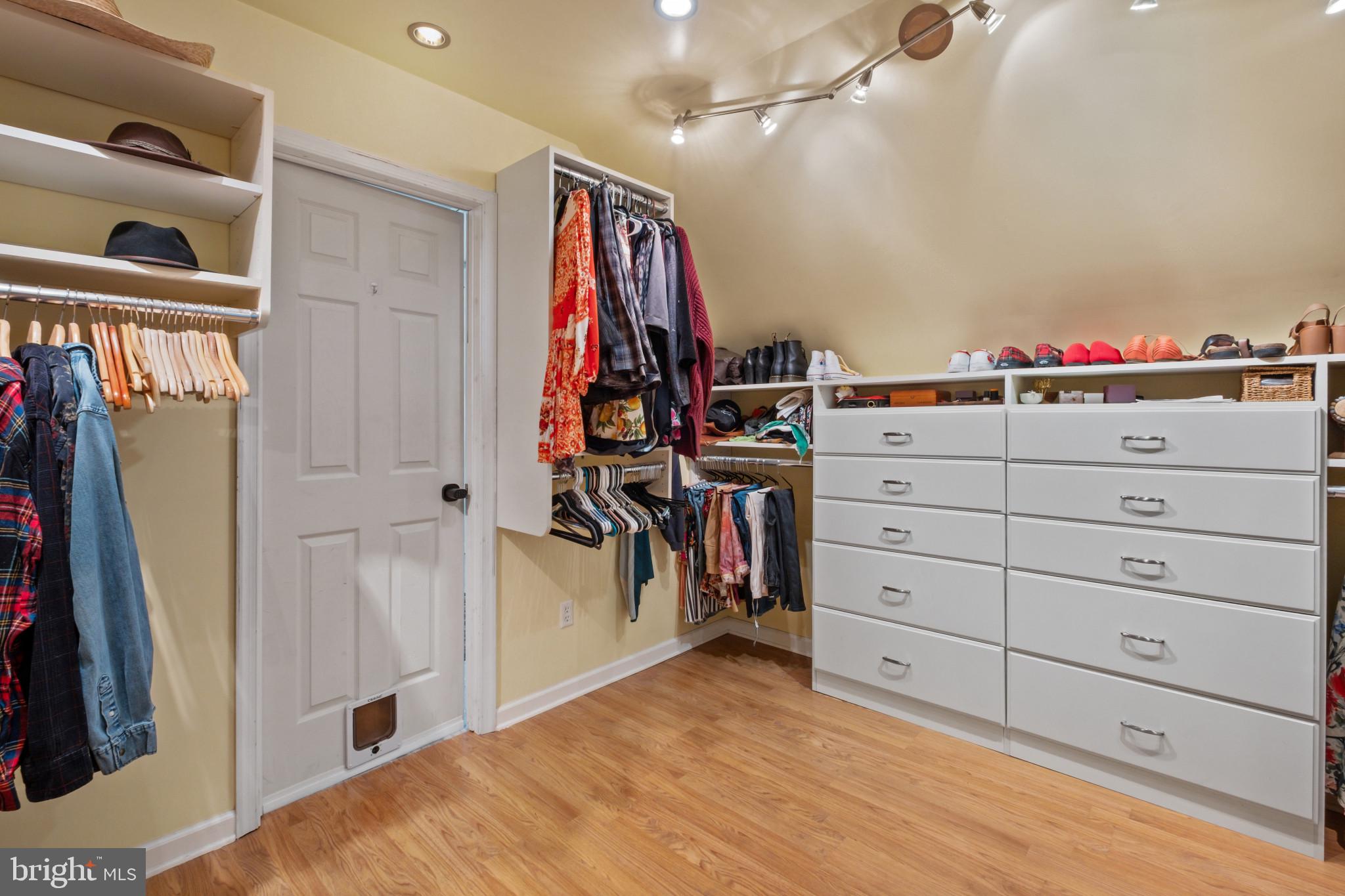 COULBOURNE MILL VILLAGE - Residential