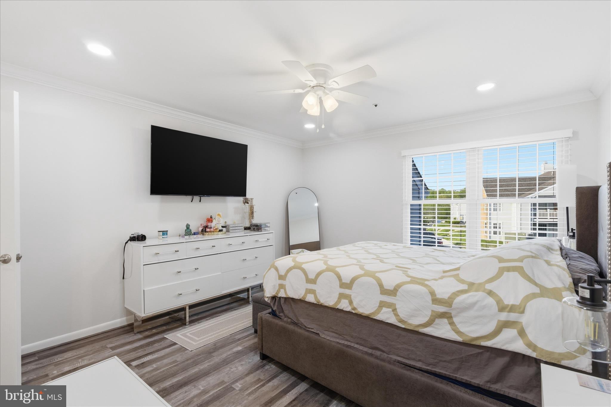 DEVON HILLS CONDO - Residential