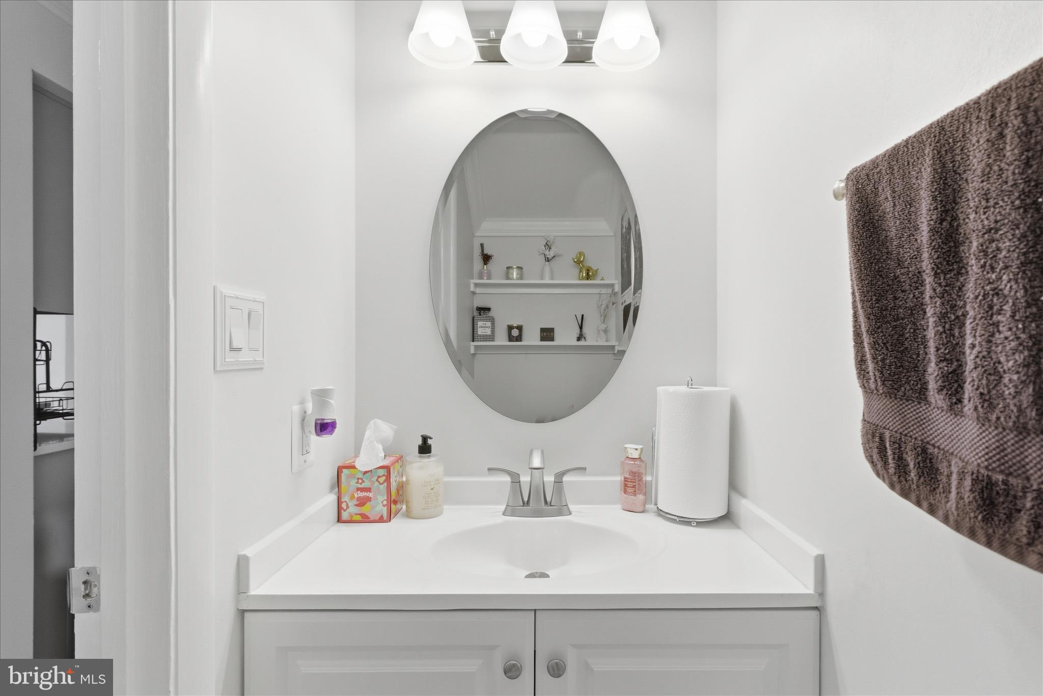 DEVON HILLS CONDO - Residential