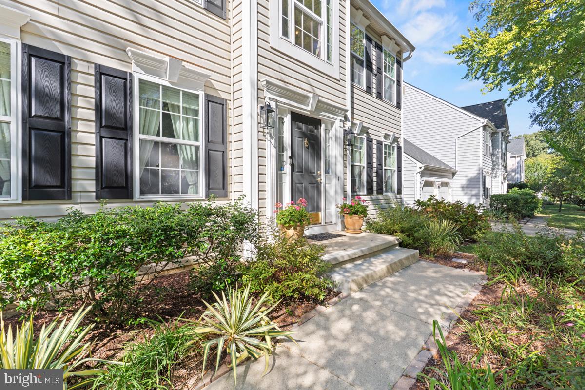 601 ROBINSON PLACE COURT