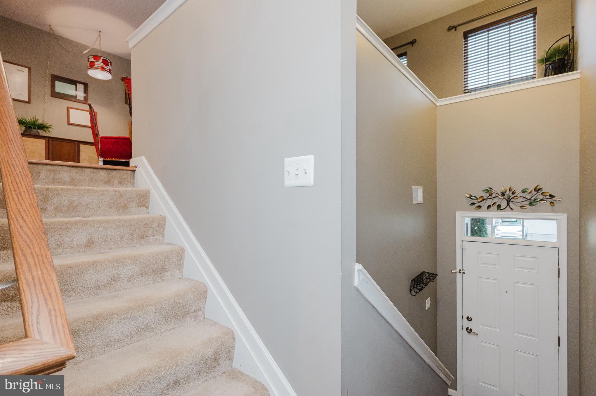 607 ENGLISH IVY WAY