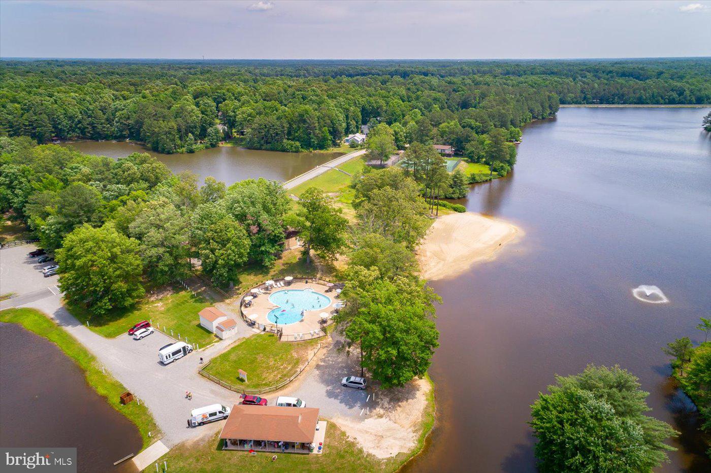 LAKE LAND OR - Residential