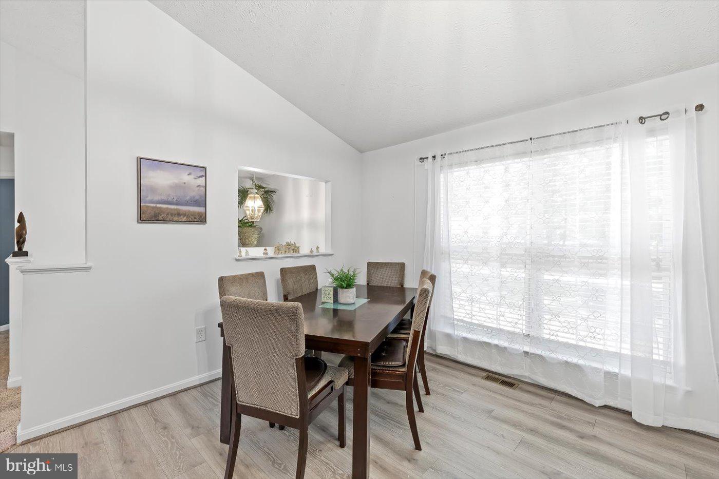 LAKE LAND OR - Residential