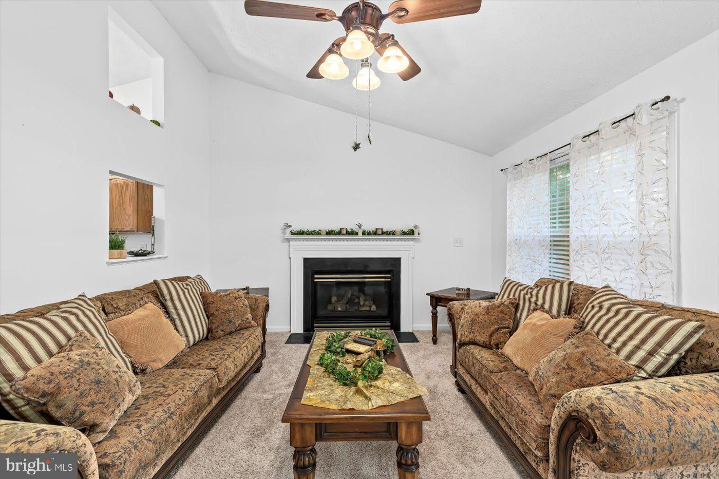 LAKE LAND OR - Residential