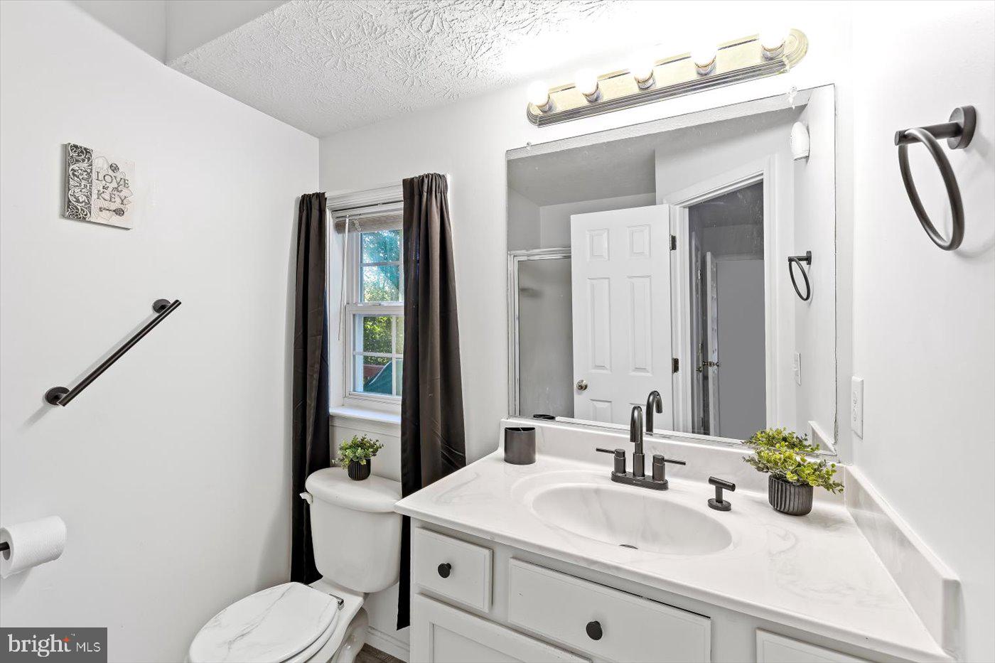 LAKE LAND OR - Residential