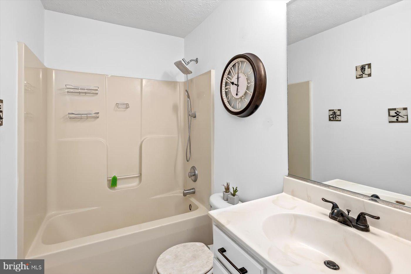 LAKE LAND OR - Residential