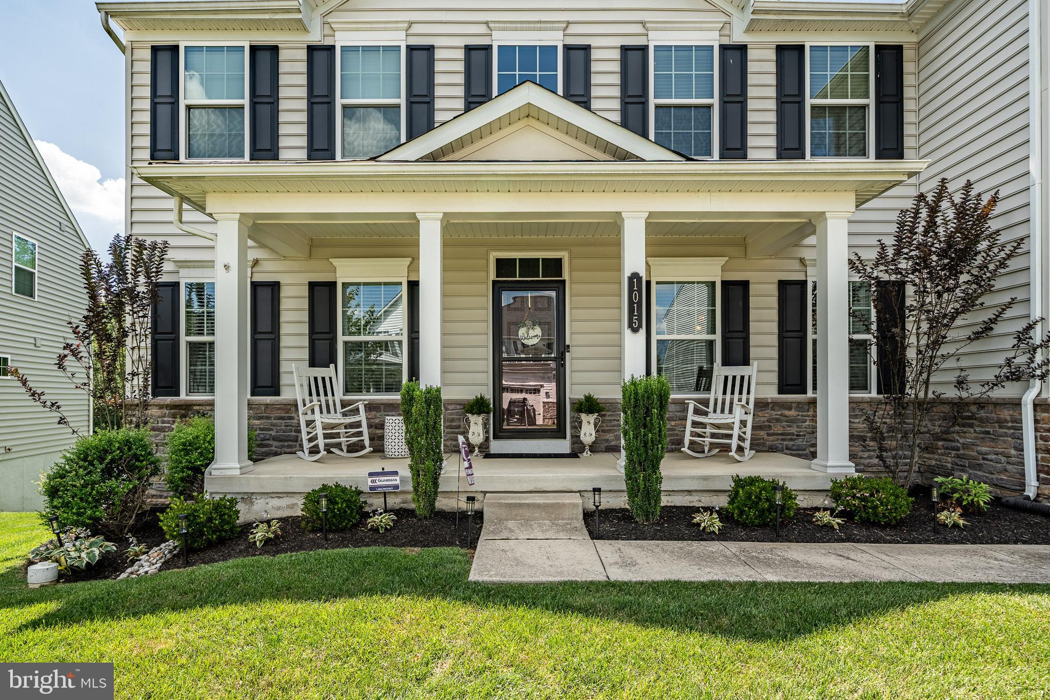 1015 SMITHFIELD LANE