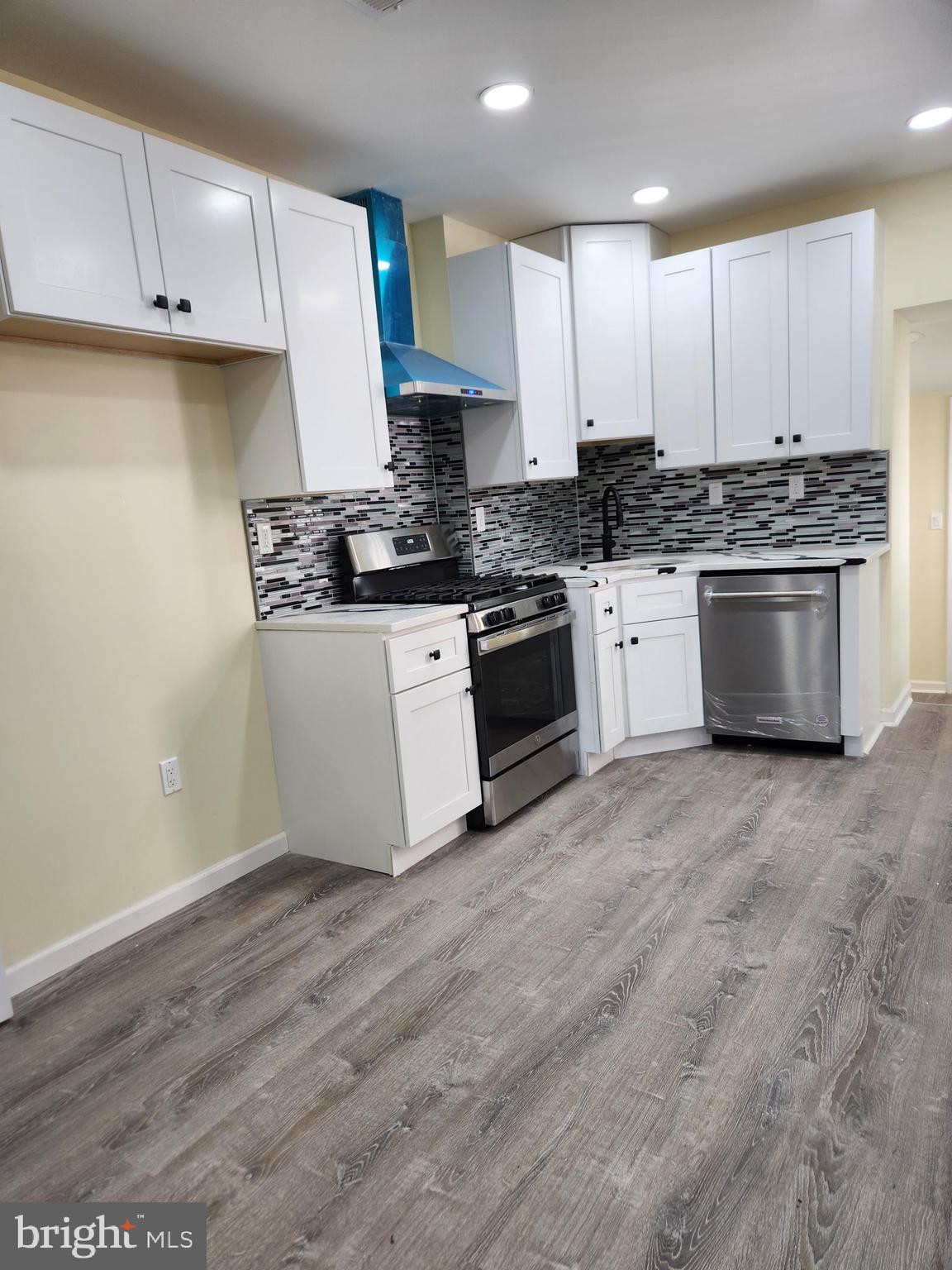 GERMANTOWN - Residential