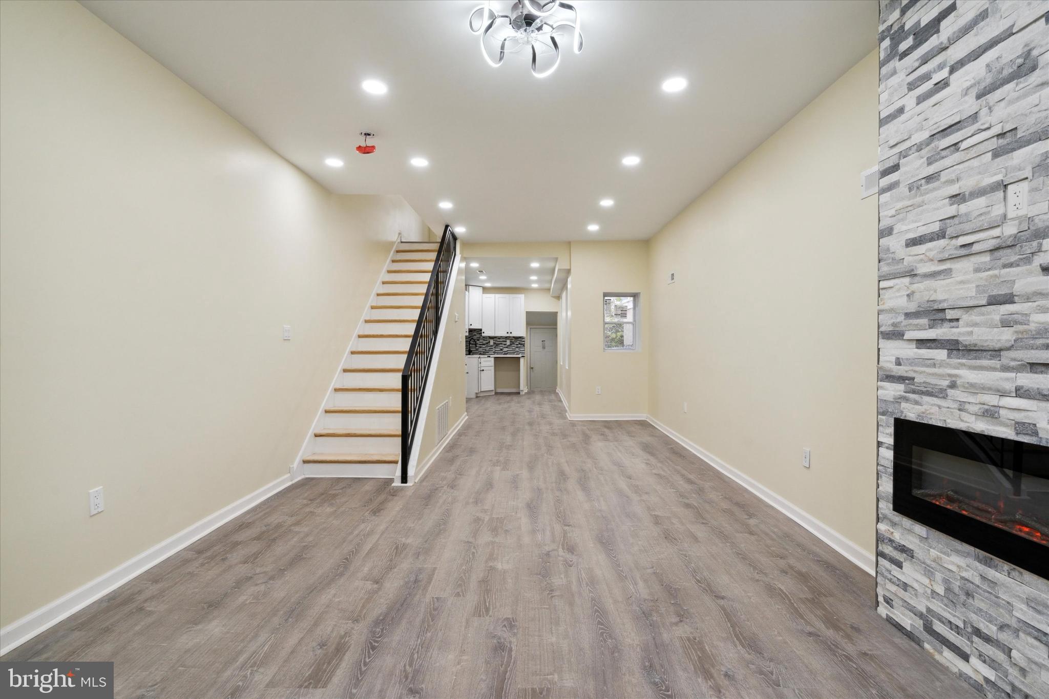 GERMANTOWN - Residential