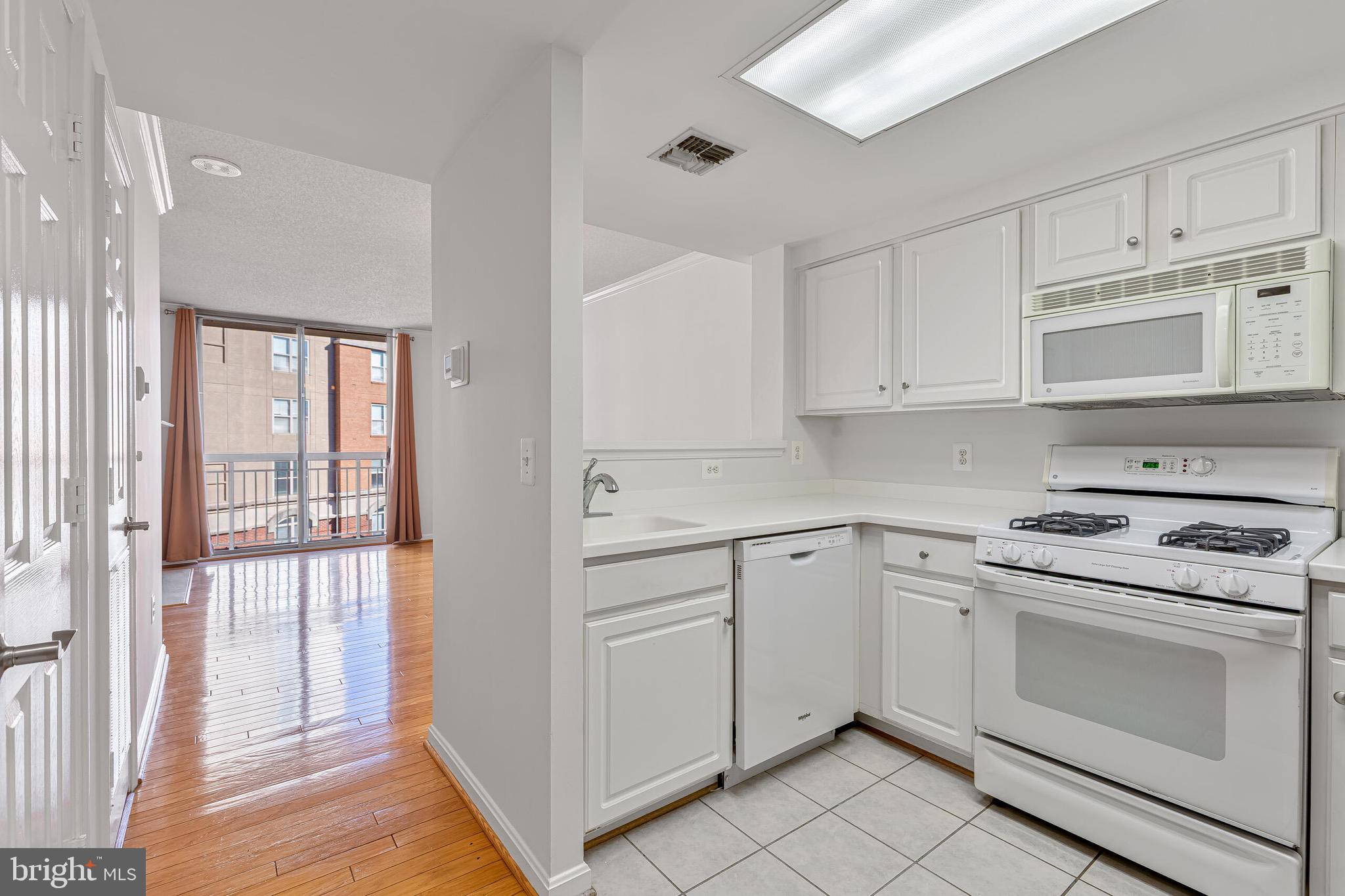 3830 9TH STREET N 508E