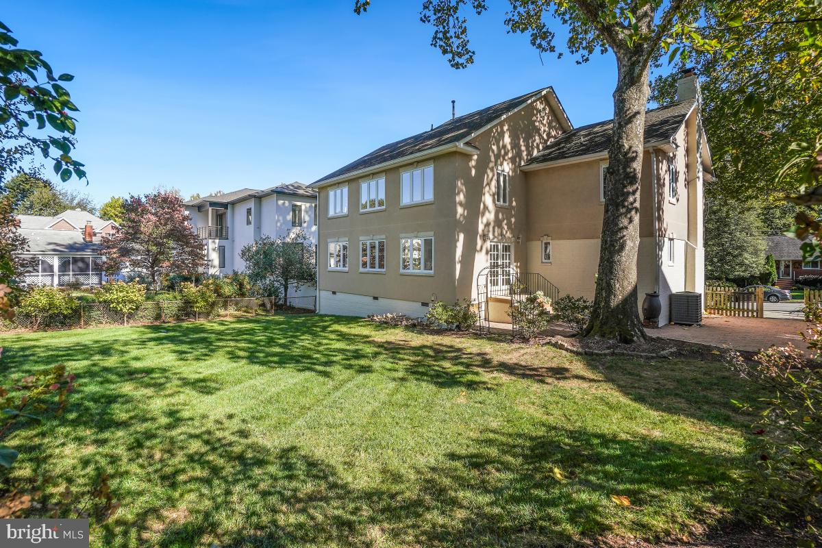 STONELEIGH - Residential