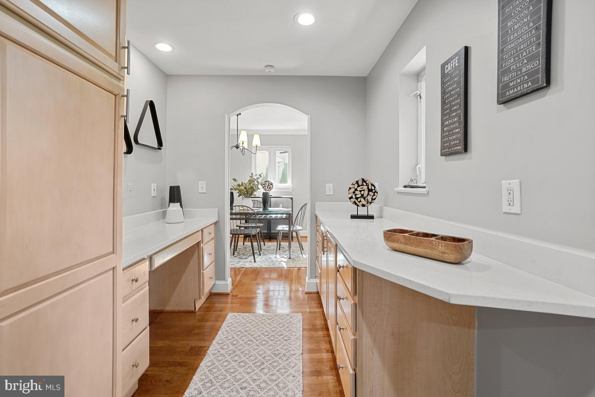 STONELEIGH - Residential