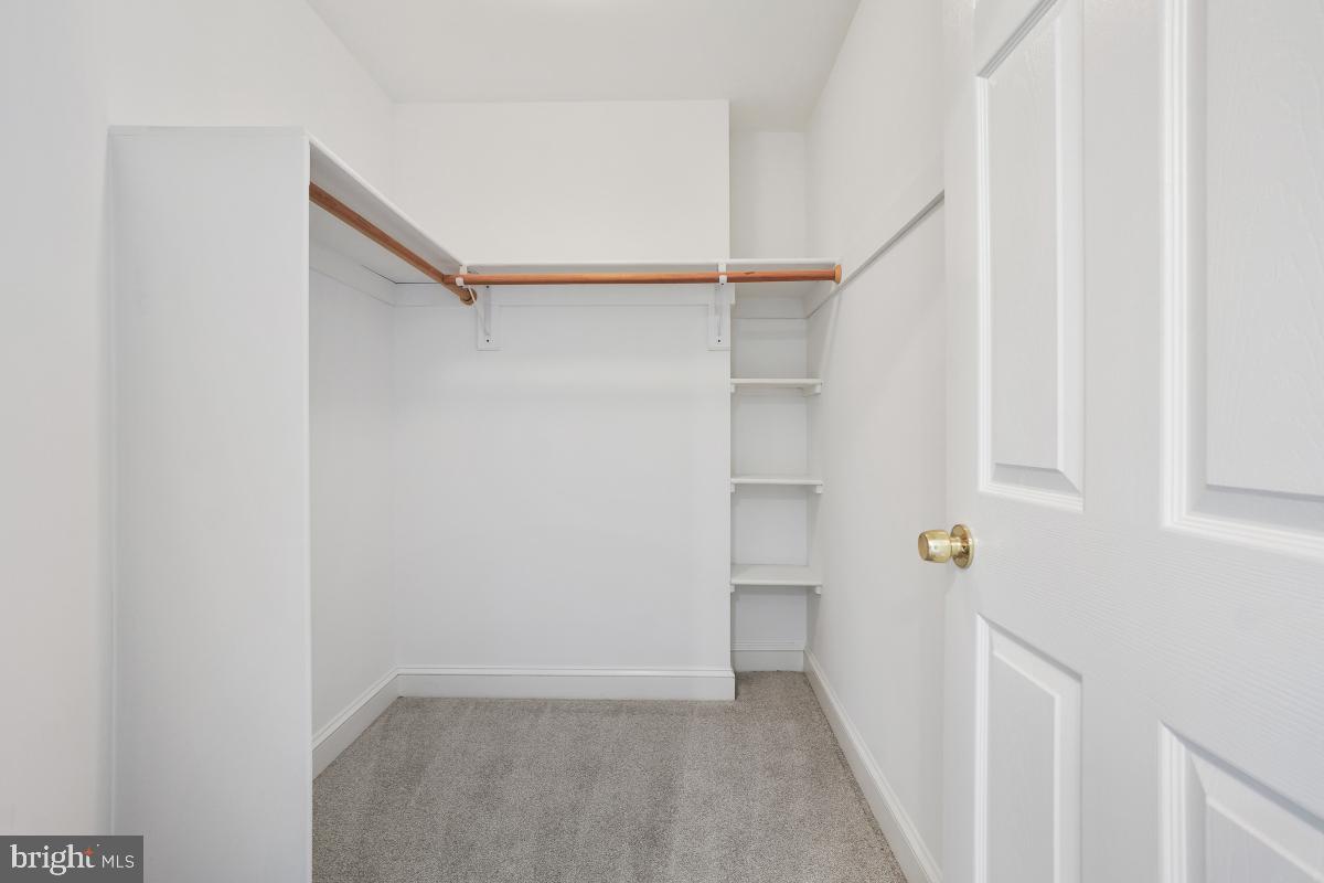 STONELEIGH - Residential