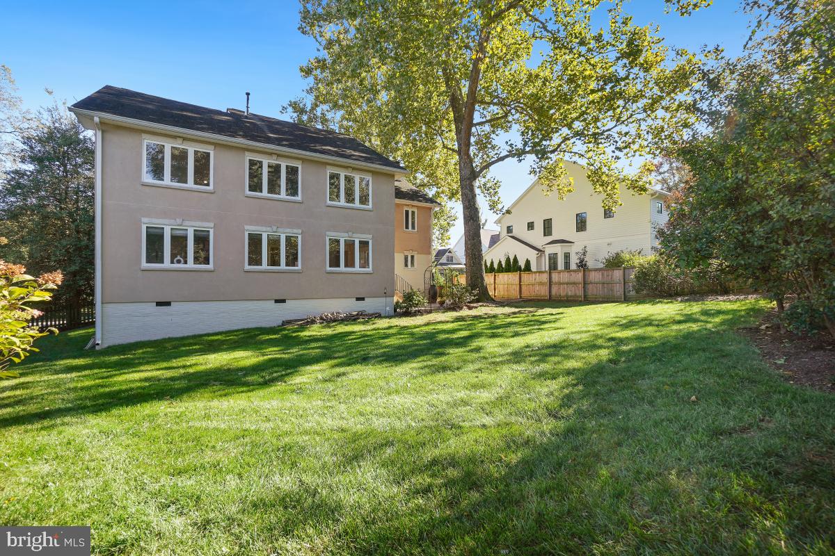 STONELEIGH - Residential