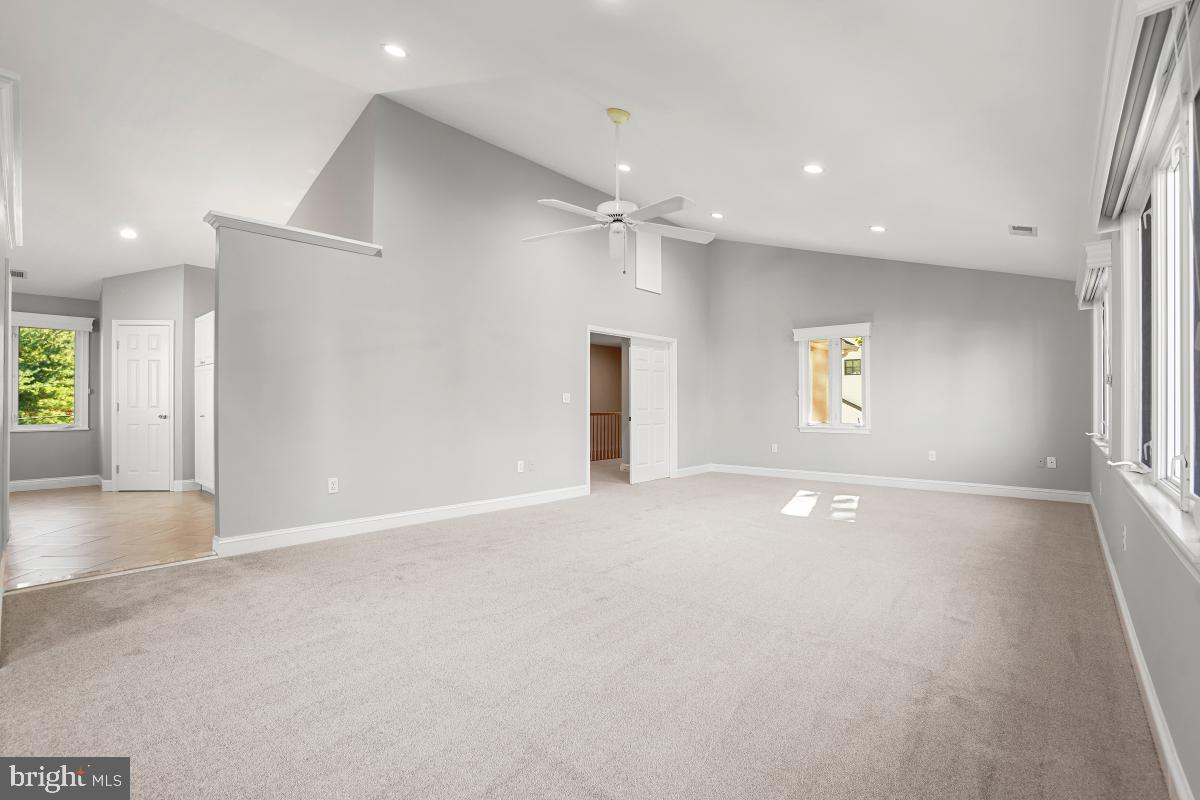 STONELEIGH - Residential