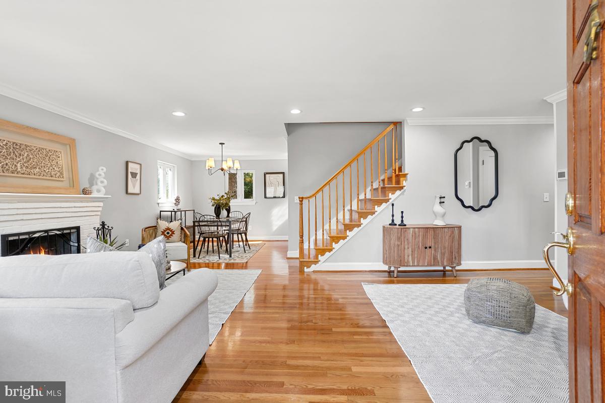 STONELEIGH - Residential