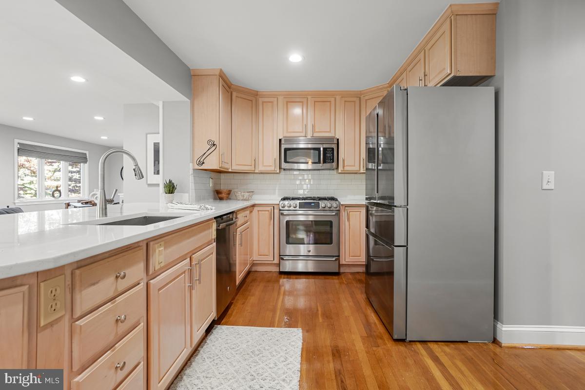 STONELEIGH - Residential