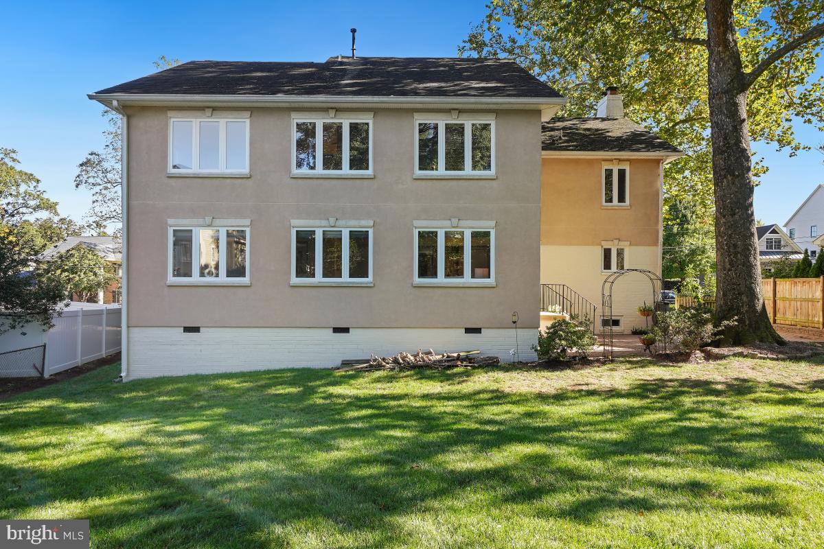 STONELEIGH - Residential