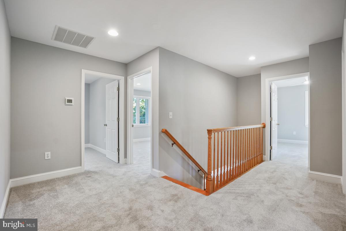 STONELEIGH - Residential