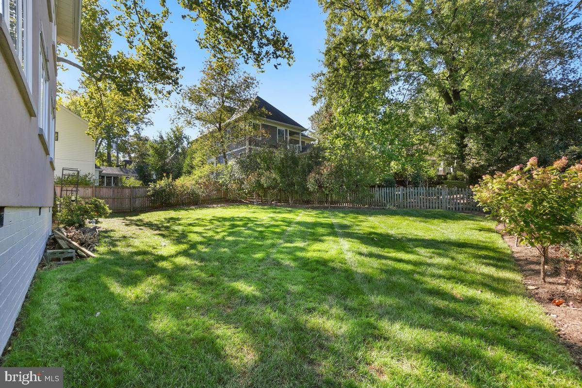 STONELEIGH - Residential