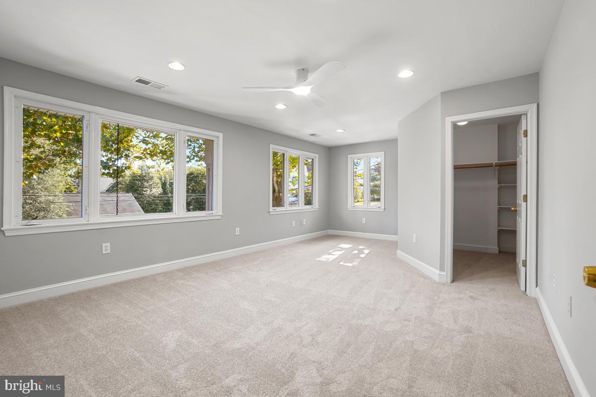 STONELEIGH - Residential