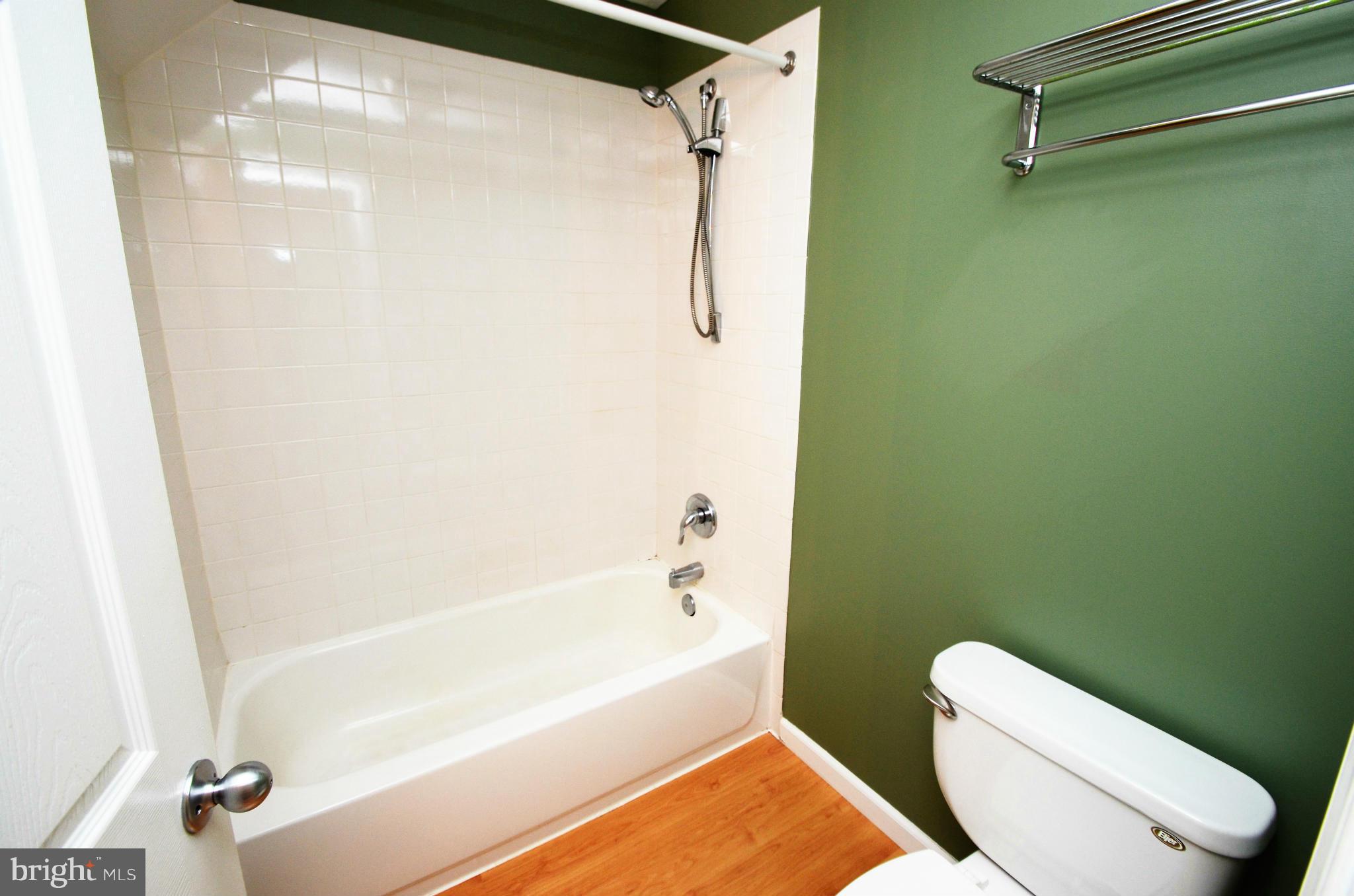 LOCUST POINT - Residential Lease