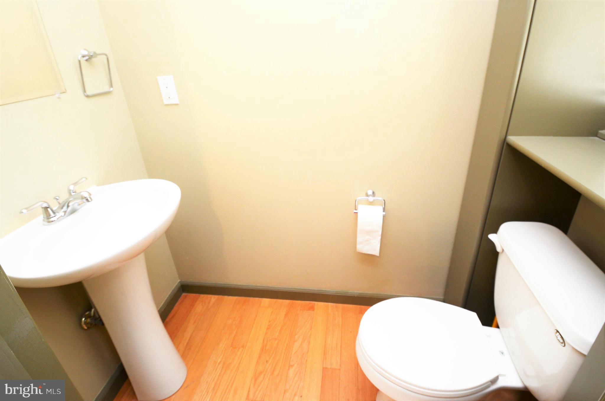 LOCUST POINT - Residential Lease