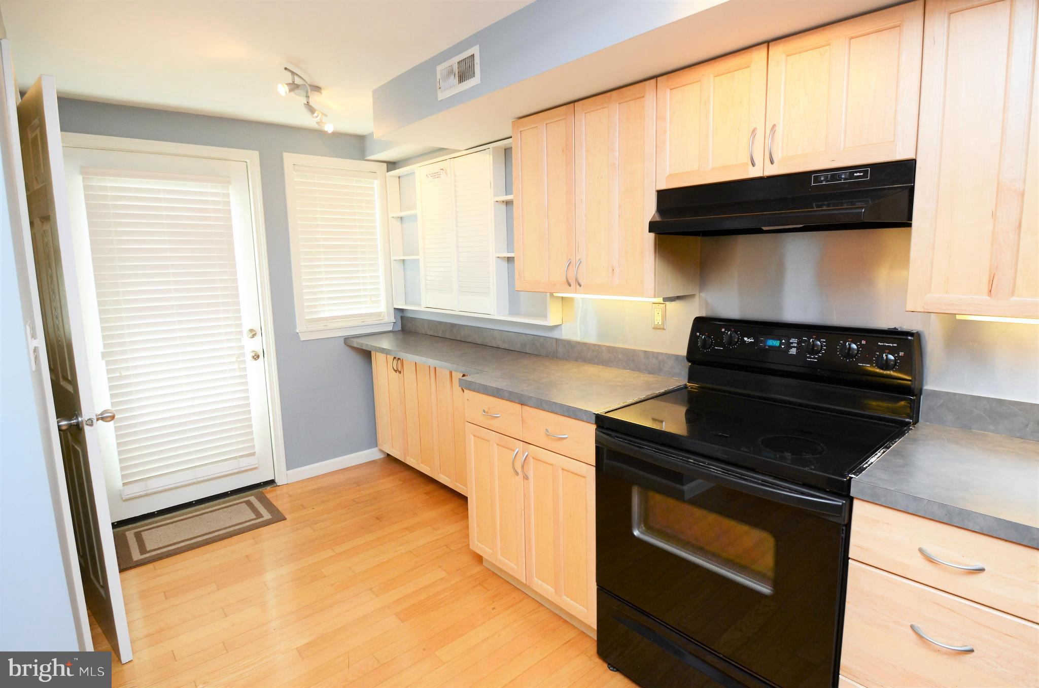 LOCUST POINT - Residential Lease