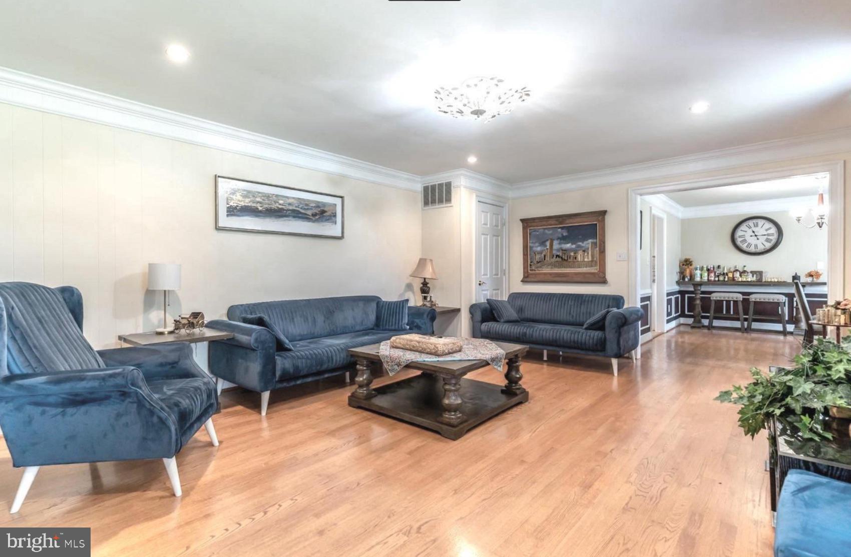 CLARKSBURG OUTSIDE - Residential